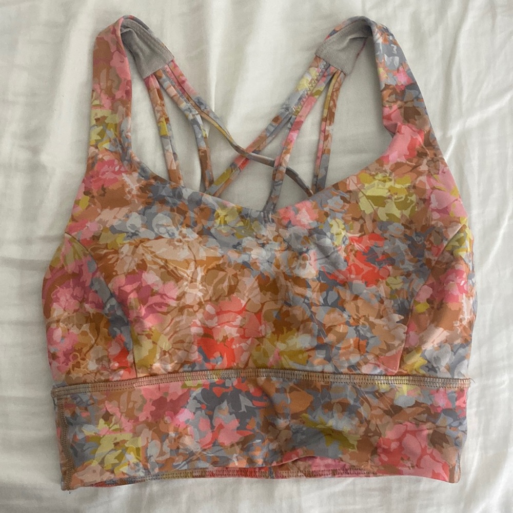Lululemon sports bra